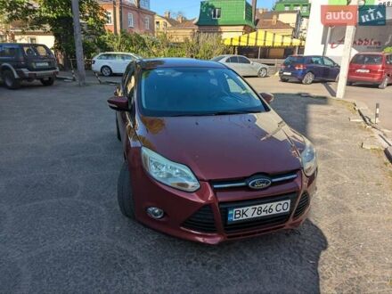 Форд Фокус 2014 у Рівному на Automoto.ua Червоний Форд Фокус, об'ємом двигуна 2 л та пробігом 195 тис. км за 5200 $, фото 1 на Automoto.ua