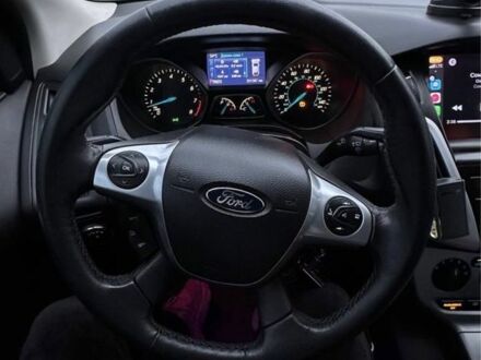 Форд Фокус 2014 в Краматорске на Automoto.ua Красный Форд Фокус, объемом двигателя 2 л и пробегом 206 тыс. км за 6000 $, фото 1 на Automoto.ua