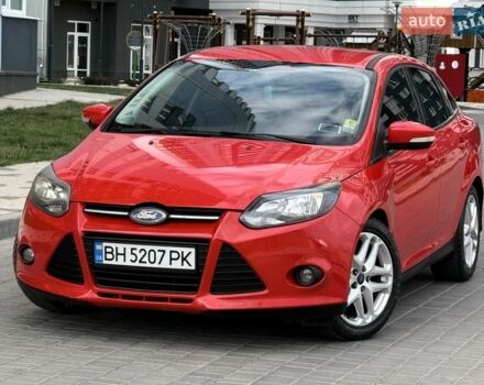 Красный Форд Фокус, объемом двигателя 2 л и пробегом 194 тыс. км за 6999 $, фото 1 на Automoto.ua
