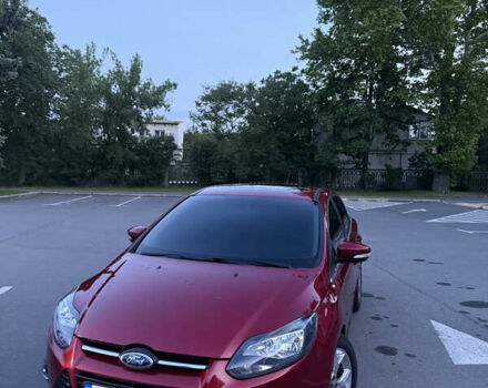 Червоний Форд Фокус, об'ємом двигуна 2 л та пробігом 220 тис. км за 9800 $, фото 1 на Automoto.ua