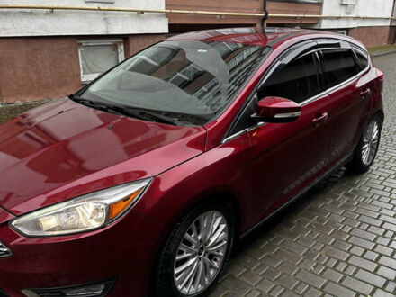 Червоний Форд Фокус, об'ємом двигуна 2 л та пробігом 134 тис. км за 10200 $, фото 1 на Automoto.ua