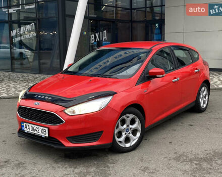Красный Форд Фокус, объемом двигателя 1 л и пробегом 140 тыс. км за 6900 $, фото 1 на Automoto.ua