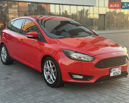 Красный Форд Фокус, объемом двигателя 2 л и пробегом 102 тыс. км за 8500 $, фото 1 на Automoto.ua