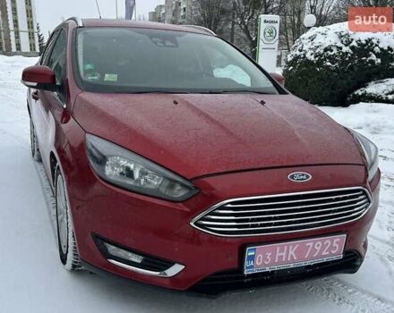 Красный Форд Фокус, объемом двигателя 1.5 л и пробегом 240 тыс. км за 9990 $, фото 1 на Automoto.ua