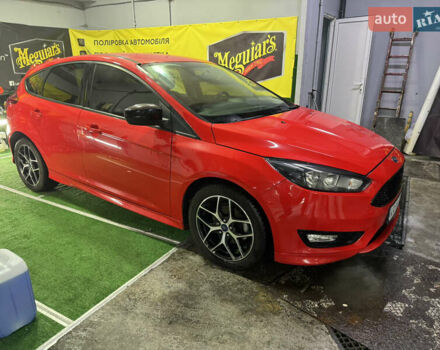 Червоний Форд Фокус, об'ємом двигуна 2 л та пробігом 163 тис. км за 8500 $, фото 1 на Automoto.ua