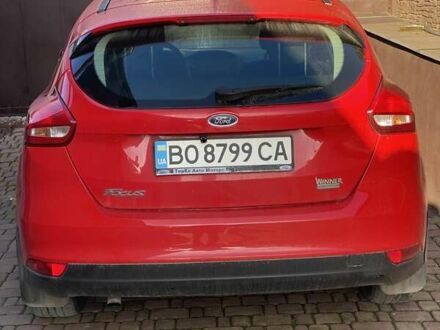 Красный Форд Фокус, объемом двигателя 1 л и пробегом 81 тыс. км за 10900 $, фото 1 на Automoto.ua