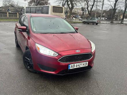 Красный Форд Фокус, объемом двигателя 2 л и пробегом 160 тыс. км за 8200 $, фото 1 на Automoto.ua