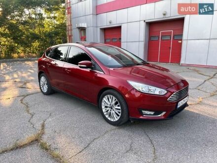 Форд Фокус 2016 у Запоріжжя на Automoto.ua Червоний Форд Фокус, об'ємом двигуна 2 л та пробігом 215 тис. км за 8800 $, фото 1 на Automoto.ua