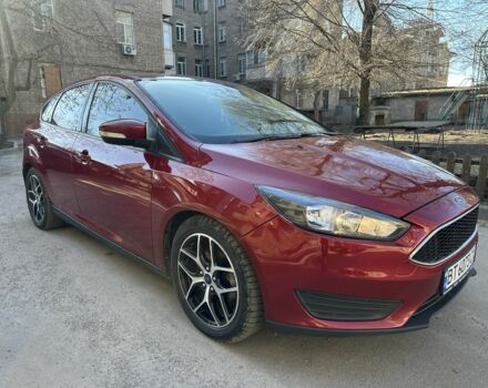 Красный Форд Фокус, объемом двигателя 2 л и пробегом 88 тыс. км за 8500 $, фото 1 на Automoto.ua