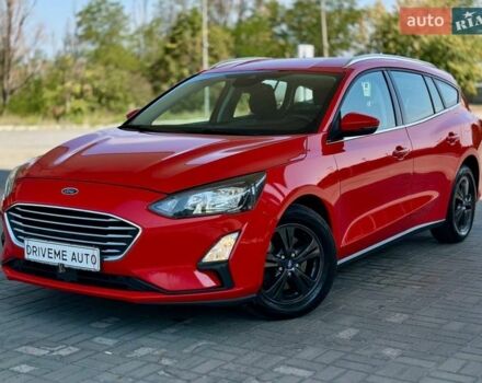 Червоний Форд Фокус, об'ємом двигуна 1.5 л та пробігом 242 тис. км за 11999 $, фото 1 на Automoto.ua