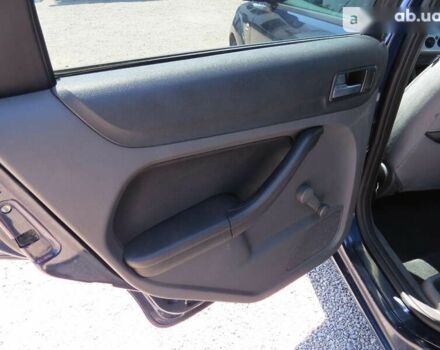 Форд Фокус, объемом двигателя 1.6 л и пробегом 205 тыс. км за 3800 $, фото 8 на Automoto.ua
