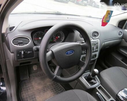 Форд Фокус, объемом двигателя 1.6 л и пробегом 195 тыс. км за 5300 $, фото 6 на Automoto.ua