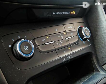 Форд Фокус 2016 в Черкассах на Automoto.ua Форд Фокус, объемом двигателя 2 л и пробегом 63 тыс. км за 9950 $, фото 11 на Automoto.ua