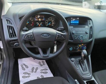 Форд Фокус, об'ємом двигуна 2 л та пробігом 90 тис. км за 9300 $, фото 7 на Automoto.ua