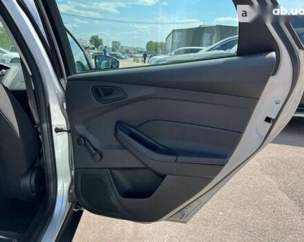 Форд Фокус, об'ємом двигуна 2 л та пробігом 99 тис. км за 10900 $, фото 27 на Automoto.ua