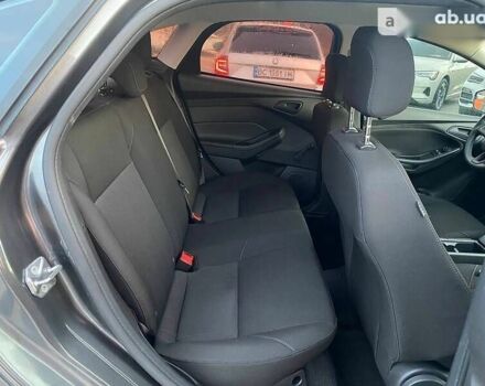 Форд Фокус, об'ємом двигуна 2 л та пробігом 90 тис. км за 9300 $, фото 18 на Automoto.ua