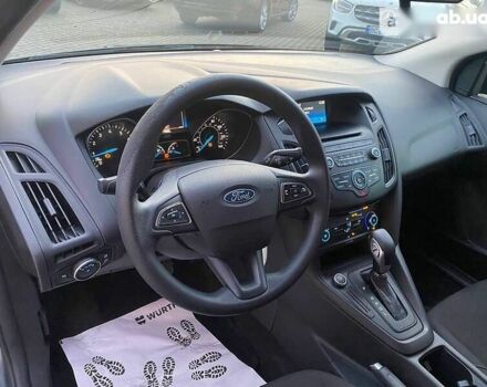 Форд Фокус, об'ємом двигуна 2 л та пробігом 90 тис. км за 9300 $, фото 6 на Automoto.ua