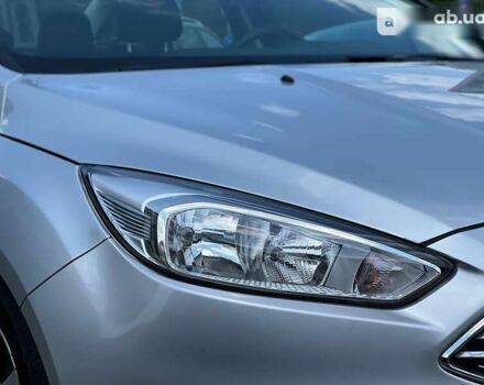 Форд Фокус, об'ємом двигуна 2 л та пробігом 99 тис. км за 10900 $, фото 16 на Automoto.ua