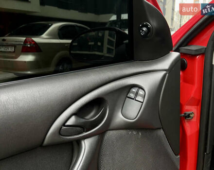 Форд Фокус, объемом двигателя 1.6 л и пробегом 199 тыс. км за 2950 $, фото 22 на Automoto.ua