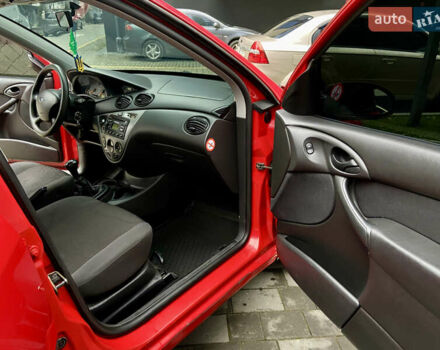 Форд Фокус, объемом двигателя 1.6 л и пробегом 199 тыс. км за 2950 $, фото 26 на Automoto.ua