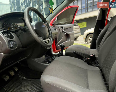 Форд Фокус, объемом двигателя 1.6 л и пробегом 199 тыс. км за 2950 $, фото 24 на Automoto.ua