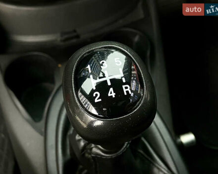 Форд Фокус, объемом двигателя 1.6 л и пробегом 199 тыс. км за 2950 $, фото 32 на Automoto.ua