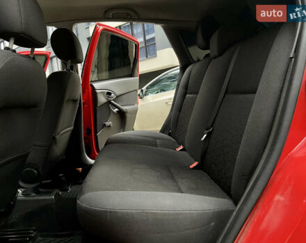 Форд Фокус, объемом двигателя 1.6 л и пробегом 199 тыс. км за 2950 $, фото 33 на Automoto.ua
