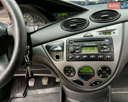 Форд Фокус, объемом двигателя 1.6 л и пробегом 199 тыс. км за 2950 $, фото 29 на Automoto.ua