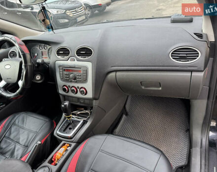 Форд Фокус, объемом двигателя 1.6 л и пробегом 225 тыс. км за 4950 $, фото 5 на Automoto.ua