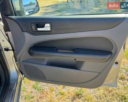 Форд Фокус, объемом двигателя 1.8 л и пробегом 277 тыс. км за 4500 $, фото 12 на Automoto.ua