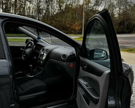 Форд Фокус, об'ємом двигуна 1.8 л та пробігом 336 тис. км за 5300 $, фото 4 на Automoto.ua