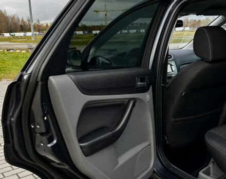 Форд Фокус, об'ємом двигуна 1.8 л та пробігом 336 тис. км за 5300 $, фото 13 на Automoto.ua