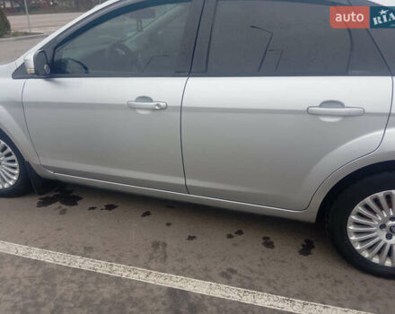 Форд Фокус, объемом двигателя 1.6 л и пробегом 330 тыс. км за 5600 $, фото 2 на Automoto.ua