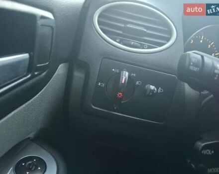 Форд Фокус, объемом двигателя 1.6 л и пробегом 165 тыс. км за 4800 $, фото 12 на Automoto.ua