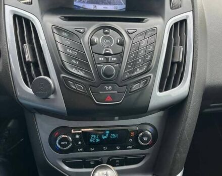 Форд Фокус, объемом двигателя 1.6 л и пробегом 200 тыс. км за 9000 $, фото 26 на Automoto.ua