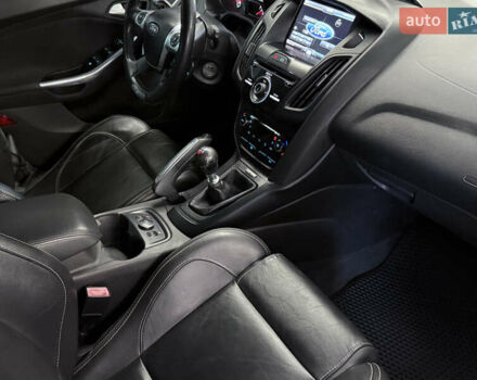 Форд Фокус, объемом двигателя 2 л и пробегом 175 тыс. км за 10399 $, фото 16 на Automoto.ua