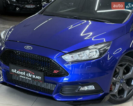 Форд Фокус, объемом двигателя 2 л и пробегом 175 тыс. км за 10399 $, фото 1 на Automoto.ua