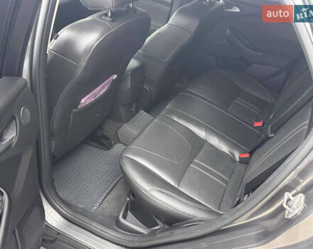 Форд Фокус, объемом двигателя 2 л и пробегом 205 тыс. км за 7900 $, фото 8 на Automoto.ua