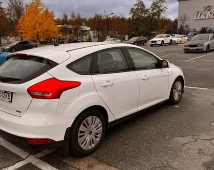 Форд Фокус 2015 в Киеве на Automoto.ua Форд Фокус, объемом двигателя 1 л и пробегом 121 тыс. км за 9000 $, фото 1 на Automoto.ua