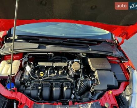 Форд Фокус, об'ємом двигуна 2 л та пробігом 234 тис. км за 8100 $, фото 10 на Automoto.ua