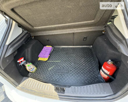 Форд Фокус, объемом двигателя 1.6 л и пробегом 84 тыс. км за 11300 $, фото 10 на Automoto.ua