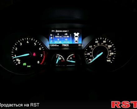 Форд Фокус, об'ємом двигуна 2 л та пробігом 128 тис. км за 9200 $, фото 11 на Automoto.ua