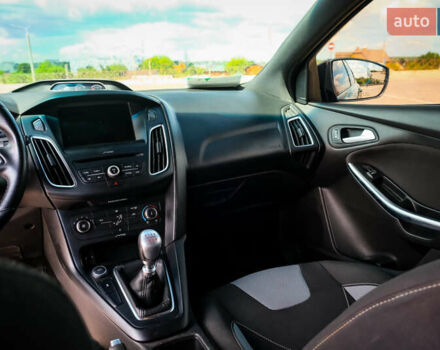 Форд Фокус, объемом двигателя 2 л и пробегом 68 тыс. км за 13500 $, фото 21 на Automoto.ua