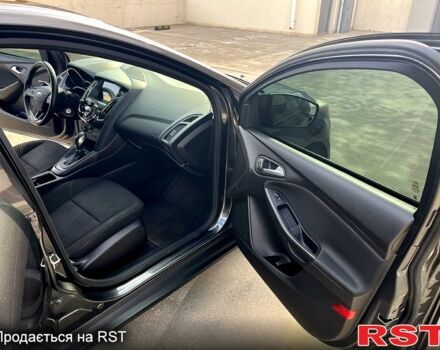 Форд Фокус, объемом двигателя 2 л и пробегом 174 тыс. км за 7500 $, фото 6 на Automoto.ua