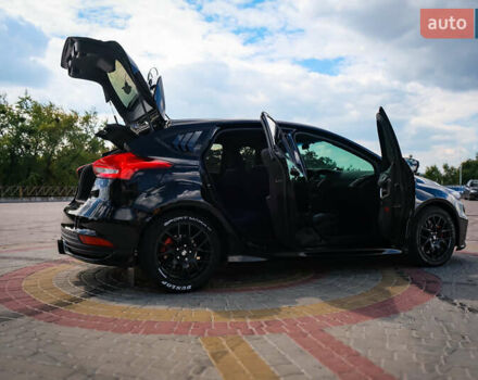 Форд Фокус, объемом двигателя 2 л и пробегом 68 тыс. км за 13500 $, фото 16 на Automoto.ua