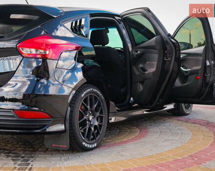 Форд Фокус, объемом двигателя 2 л и пробегом 68 тыс. км за 13500 $, фото 13 на Automoto.ua