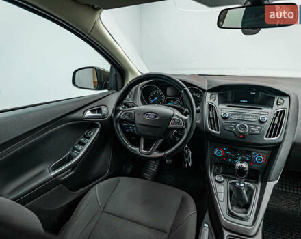Форд Фокус, об'ємом двигуна 1 л та пробігом 123 тис. км за 9203 $, фото 10 на Automoto.ua