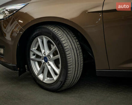 Форд Фокус, об'ємом двигуна 1 л та пробігом 123 тис. км за 9203 $, фото 7 на Automoto.ua