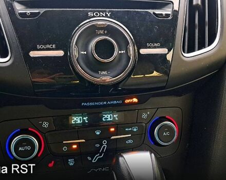Форд Фокус, объемом двигателя 2 л и пробегом 164 тыс. км за 8700 $, фото 10 на Automoto.ua
