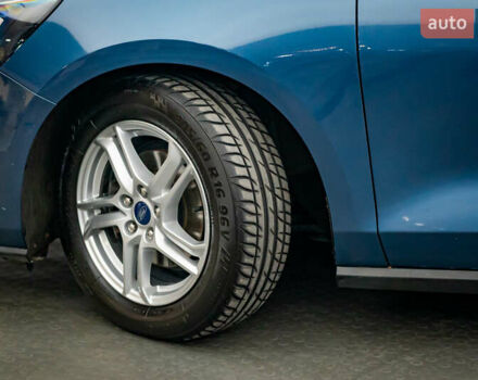 Форд Фокус, объемом двигателя 1 л и пробегом 144 тыс. км за 11052 $, фото 8 на Automoto.ua